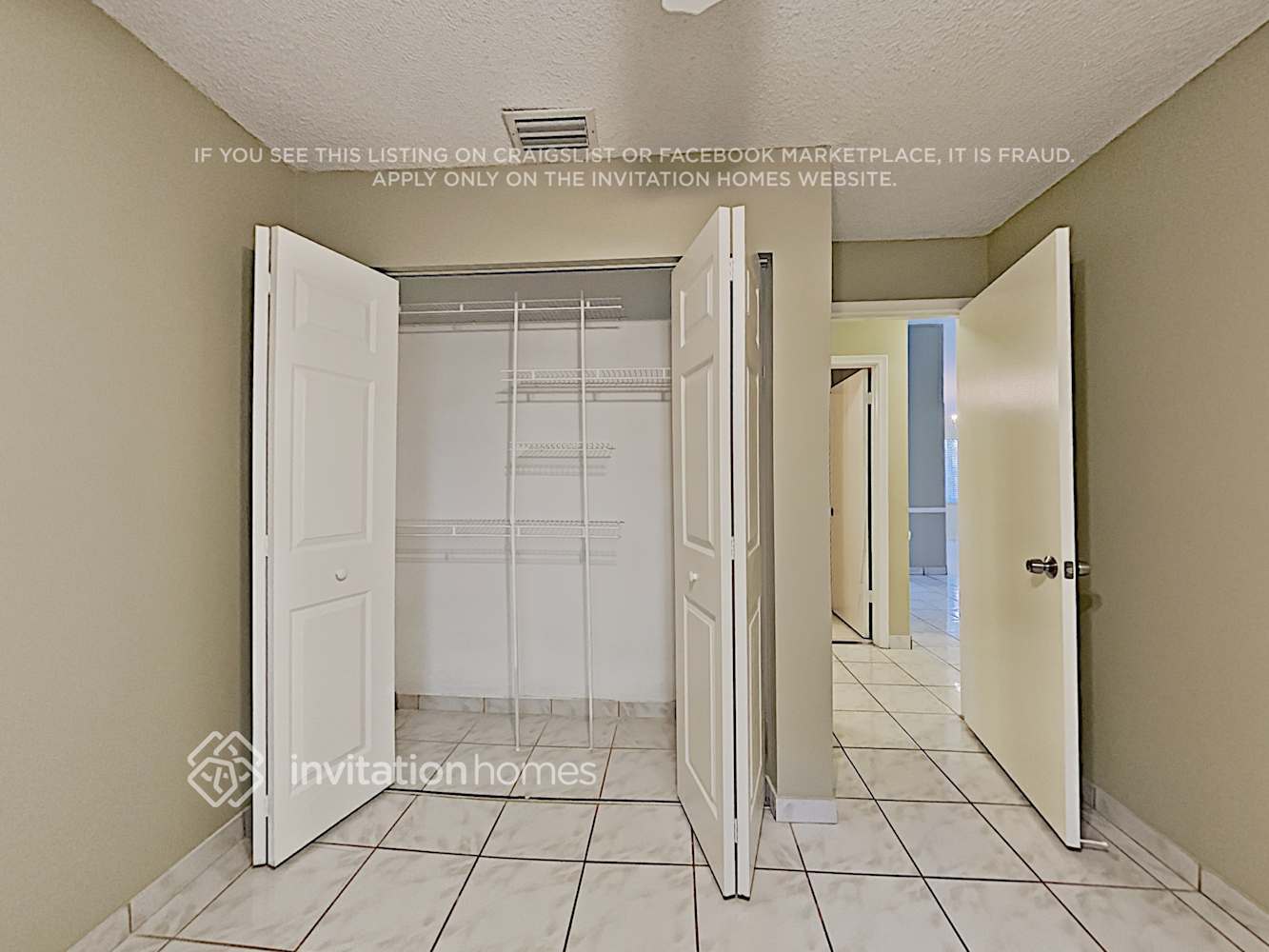Building Photo - 8640 Tourmaline Blvd