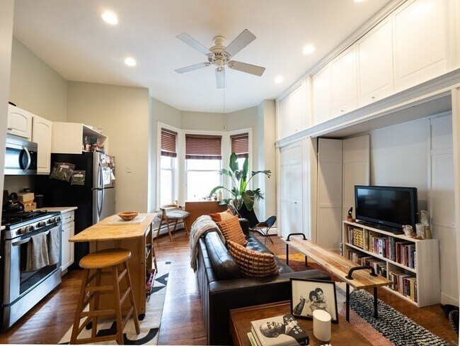 Building Photo - 25 Fort Ave