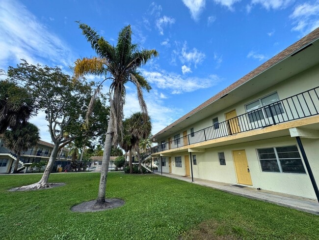 Building Photo - 4160 21st St