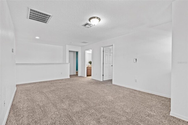 Building Photo - 19270 Fallglo Dr