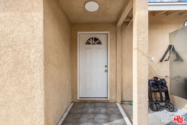 Building Photo - 11243 Hulme Ave