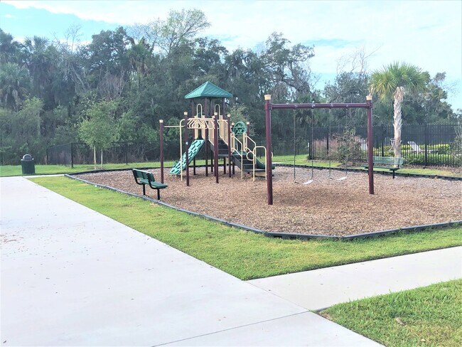 Building Photo - 1214 Brenton Leaf Dr