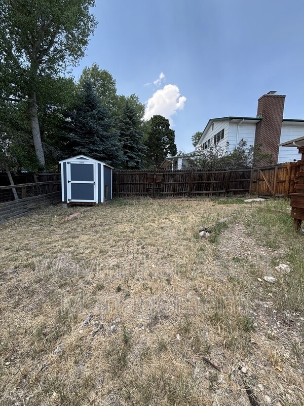 Building Photo - 3495 Montebello Dr W