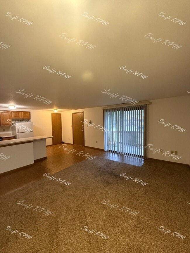 Building Photo - 706 W 25th St