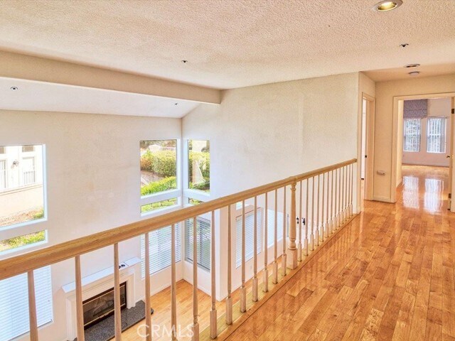 Building Photo - 968 C. Amable