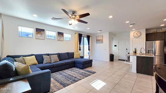 Building Photo - 4242 S 58th Dr