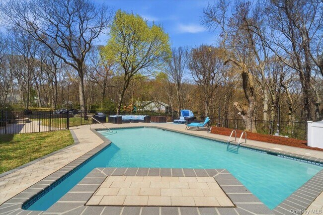 Building Photo - 263 Oyster Bay Road