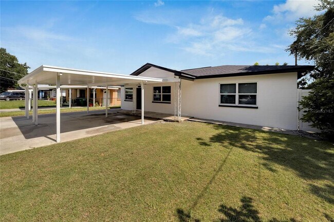 Building Photo - 3418 W Union St