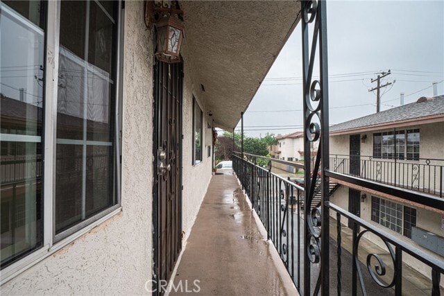 Building Photo - 921 Carob Way