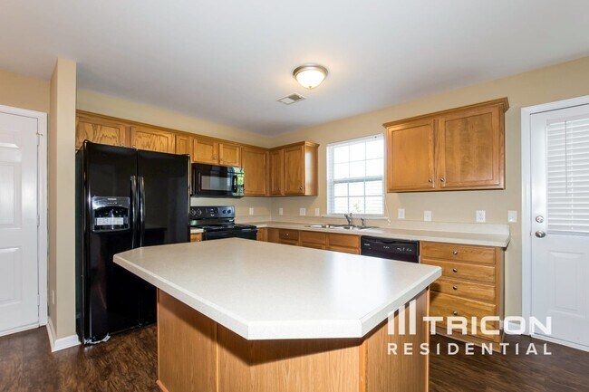 Building Photo - 10838 Traders Ct