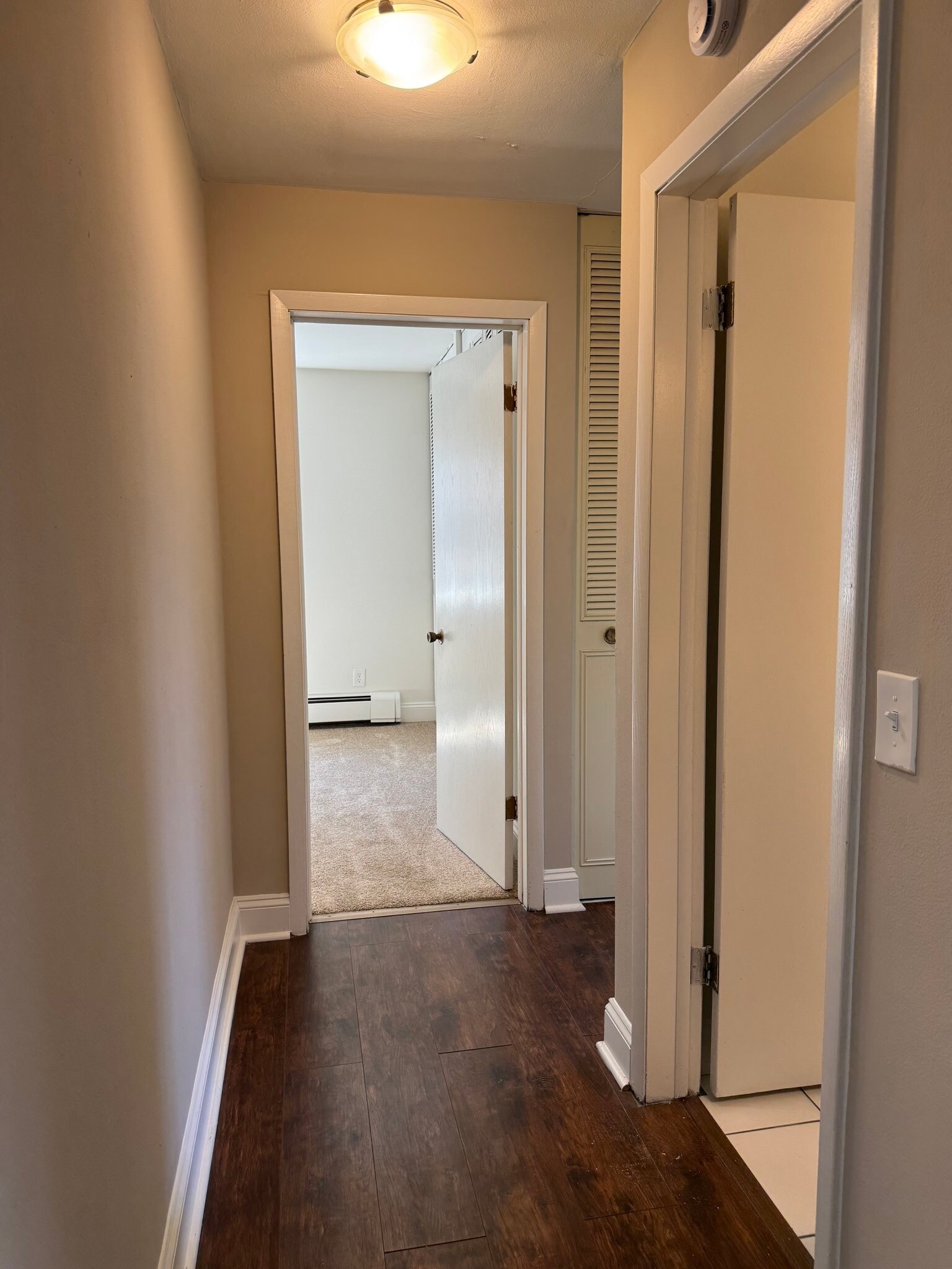 Building Photo - 2260 N Summit Ave