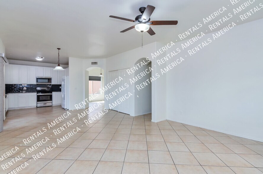 Building Photo - 60191 Verde Vista Ct