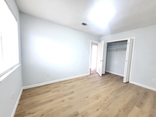 Building Photo - 11622 Old Telegraph Rd