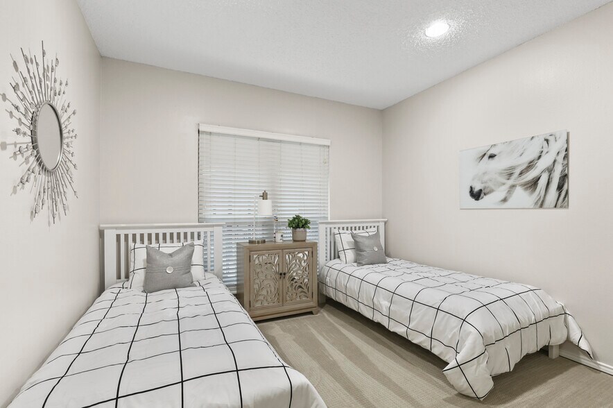Building Photo - 4501 Druid Ln