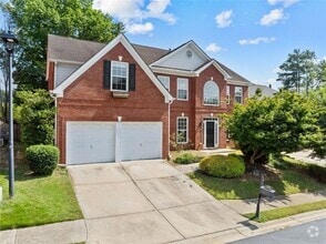 Building Photo - 4831 Edinburgh Dr