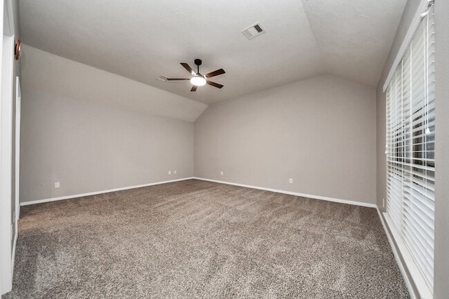 Building Photo - 2009 Amado Ln