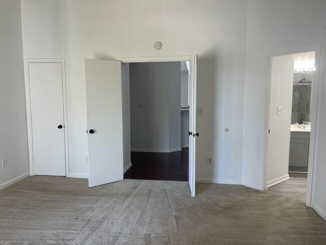 Building Photo - 14226 Bowsprit Ln