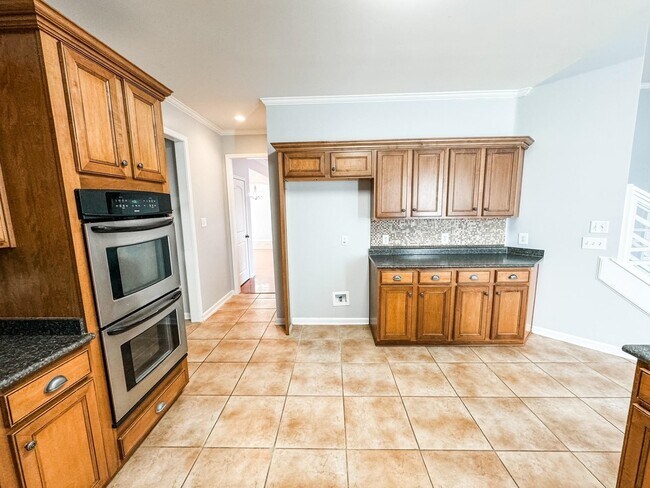 Building Photo - 10438 Cloudy Cape Cove