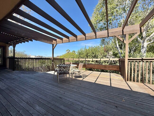 Building Photo - 5616 Marne Ave