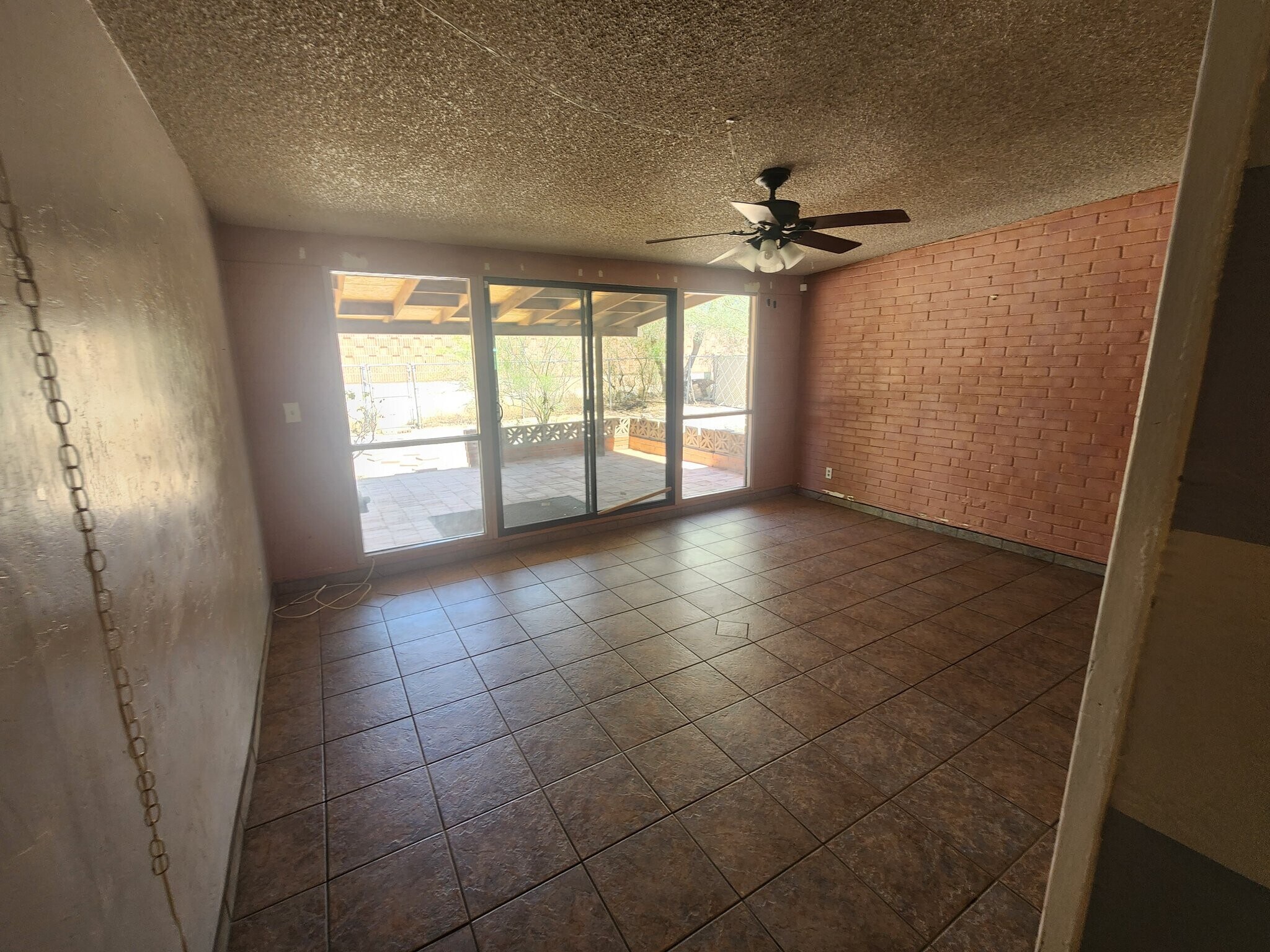 Building Photo - 7025 E 39th Pl