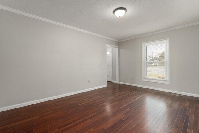 Building Photo - 2236 Sunleaf Ct