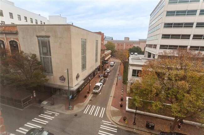 Building Photo - 241 Granby St