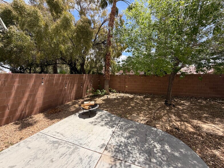 Building Photo - 11617 Royal Derwent Dr