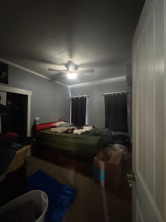 Building Photo - Charming 3 Bed, 1 Bath Home in Quiet Neigh...