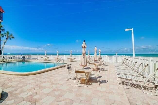 Building Photo - 17580 Gulf Blvd