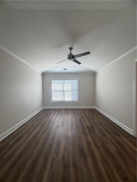 Building Photo - 6035 Bayrose Cir