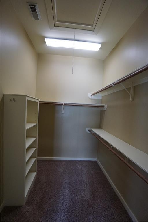 Building Photo - Elegant Gated Townhome Offering Unparallel...