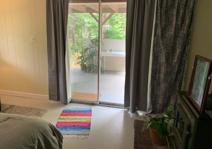 Building Photo - 15 Pelham Rd