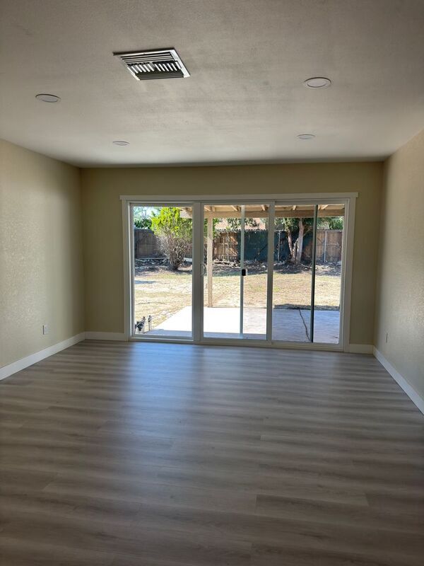 Building Photo - 17424 Seville Ct