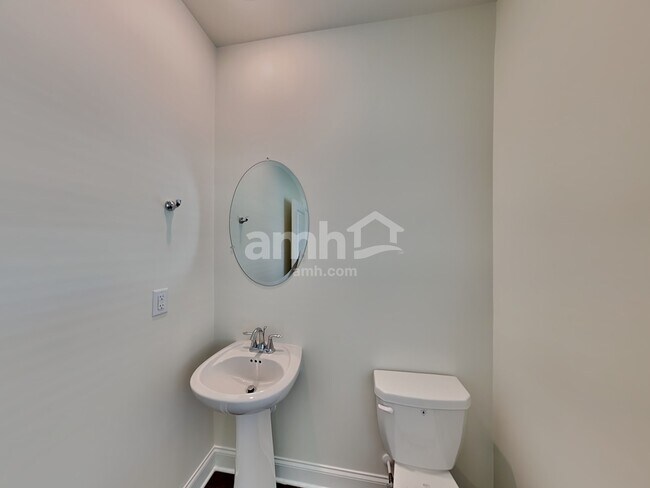 Building Photo - 95 Pecan Dr