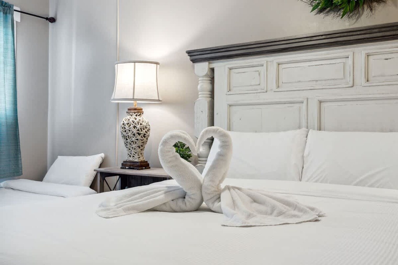 Building Photo - 8743 Thomas Dr