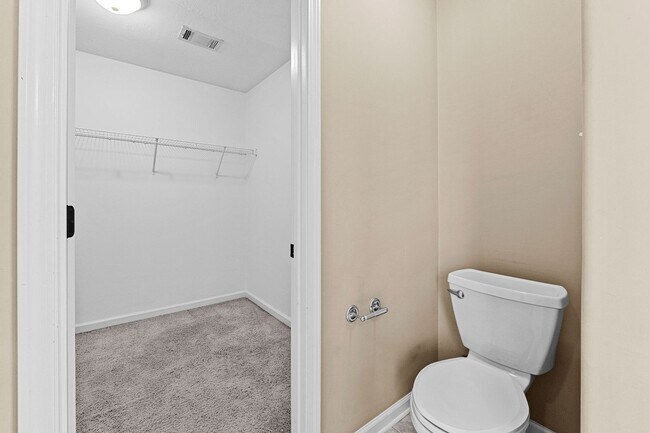 Building Photo - Grovetown home in pool community!