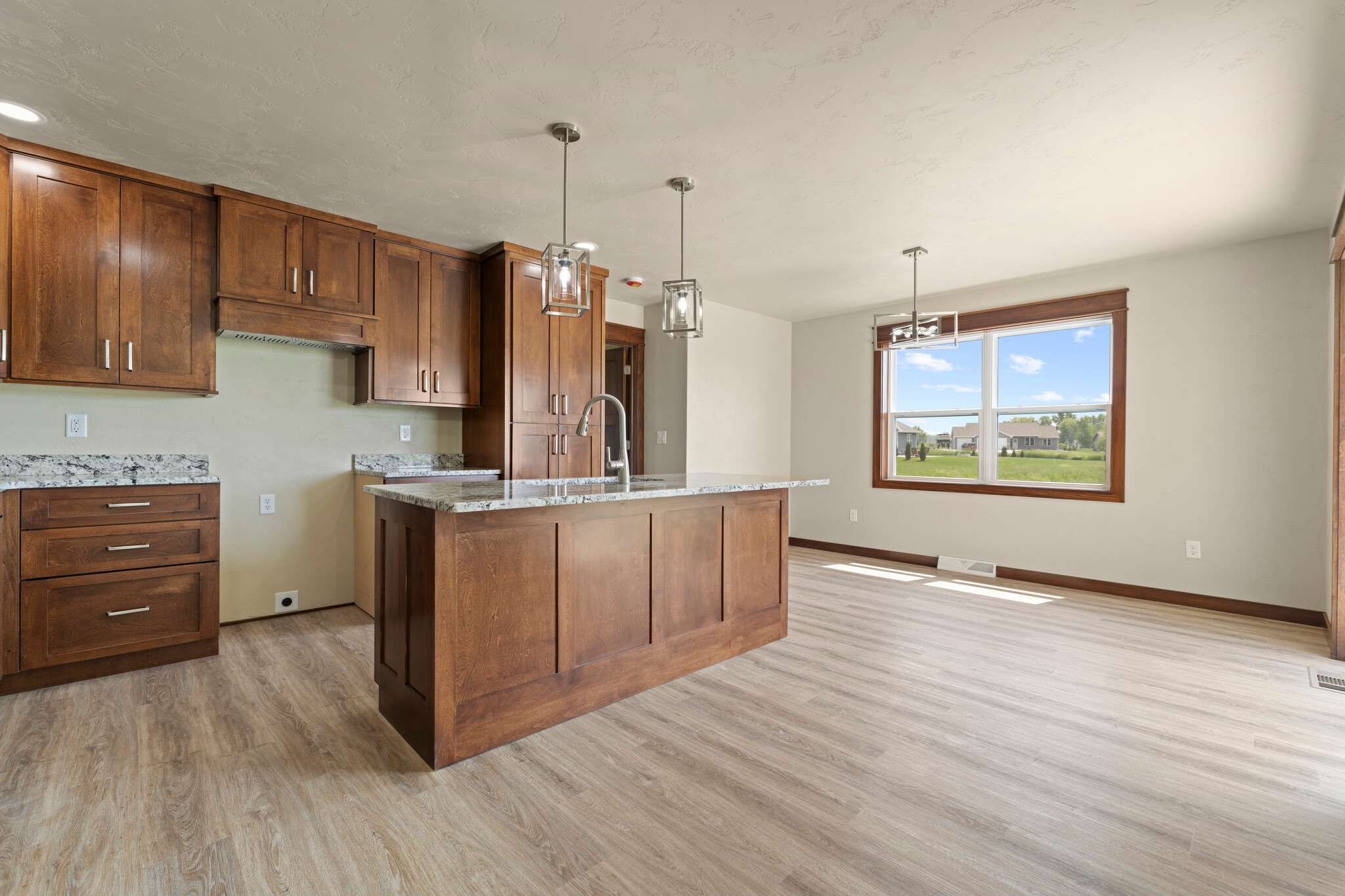 Building Photo - 5373 Pasture Ct