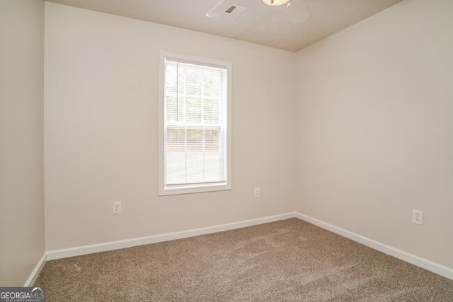 Building Photo - 60 Freeman Way