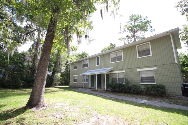 Primary Photo - 615 SW 11th Ln