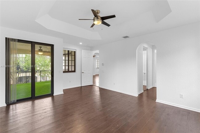 Building Photo - 1559 Passion Vine Cir