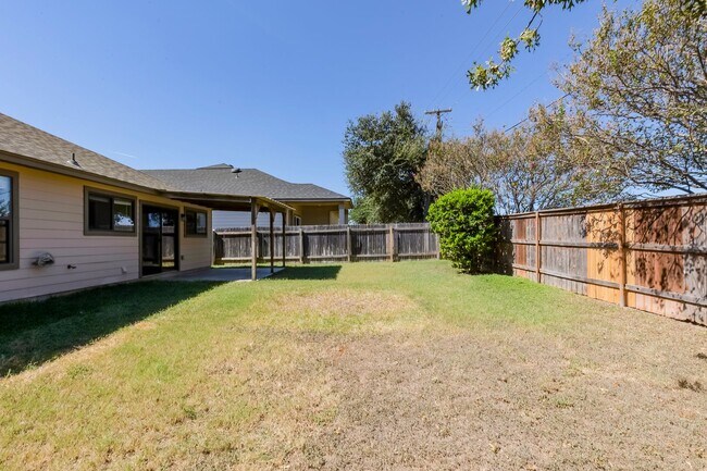 Building Photo - 8510 Starview St
