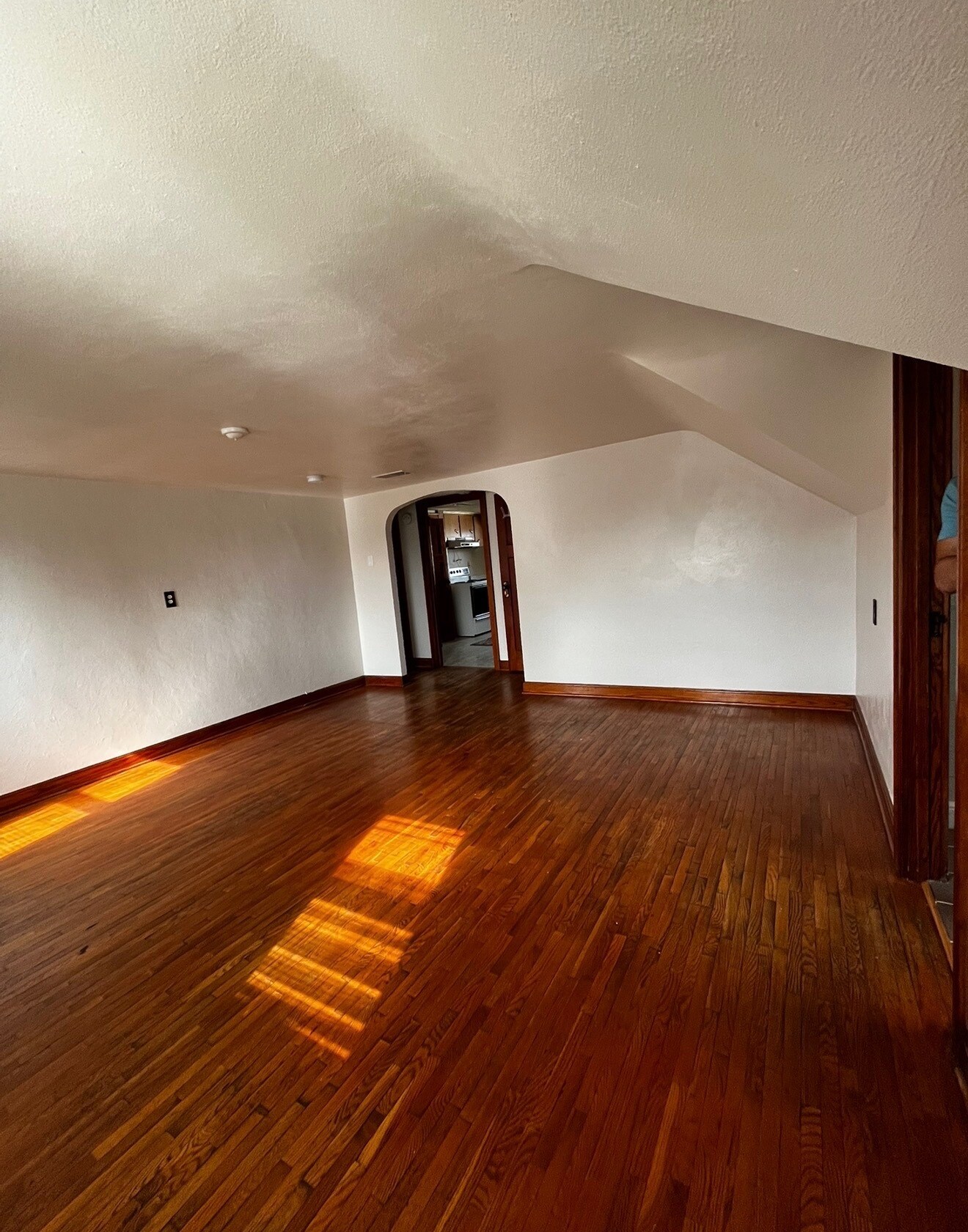 Building Photo - 257 Ledgeview Ave