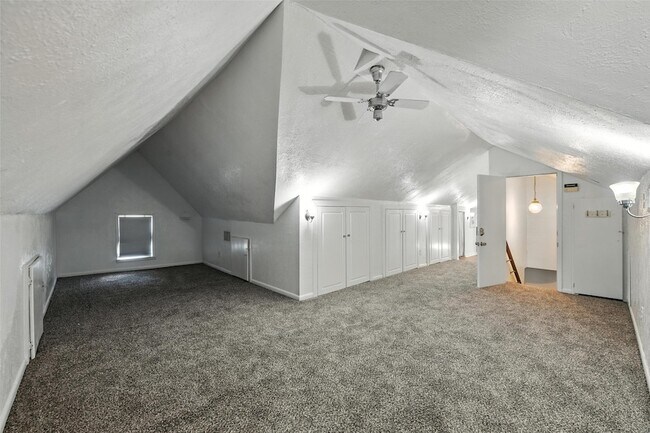 Building Photo - 4036 Dexter Ave