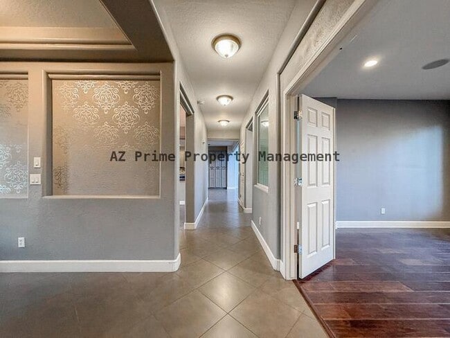 Building Photo - 19716 E Thornton Rd