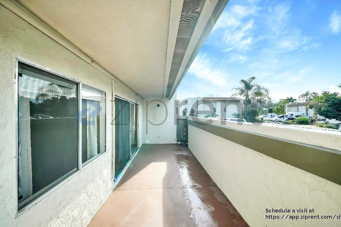 Building Photo - 47 Dearborn Pl