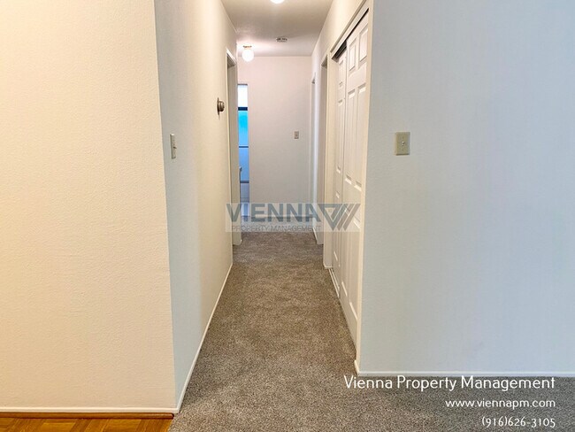 Building Photo - 3309 Huntsman Dr