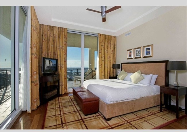 Building Photo - 3800 N Ocean Dr