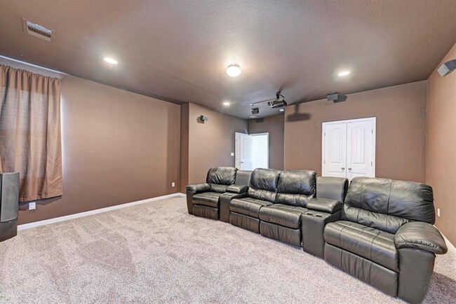 Building Photo - 3909 Vinalopo Dr