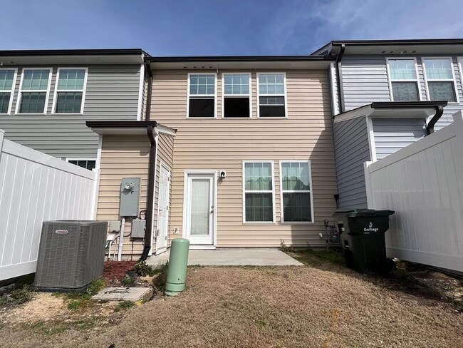 Building Photo - 4426 Lord Joseph Ct