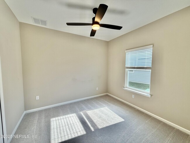 Building Photo - 309 St Vincent Dr